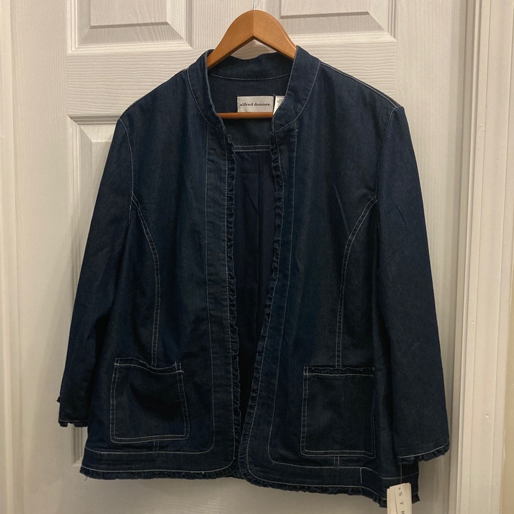 Alfred Dunner Classic Blue Denim Jacket w/white stitching and ruffled edge NWT